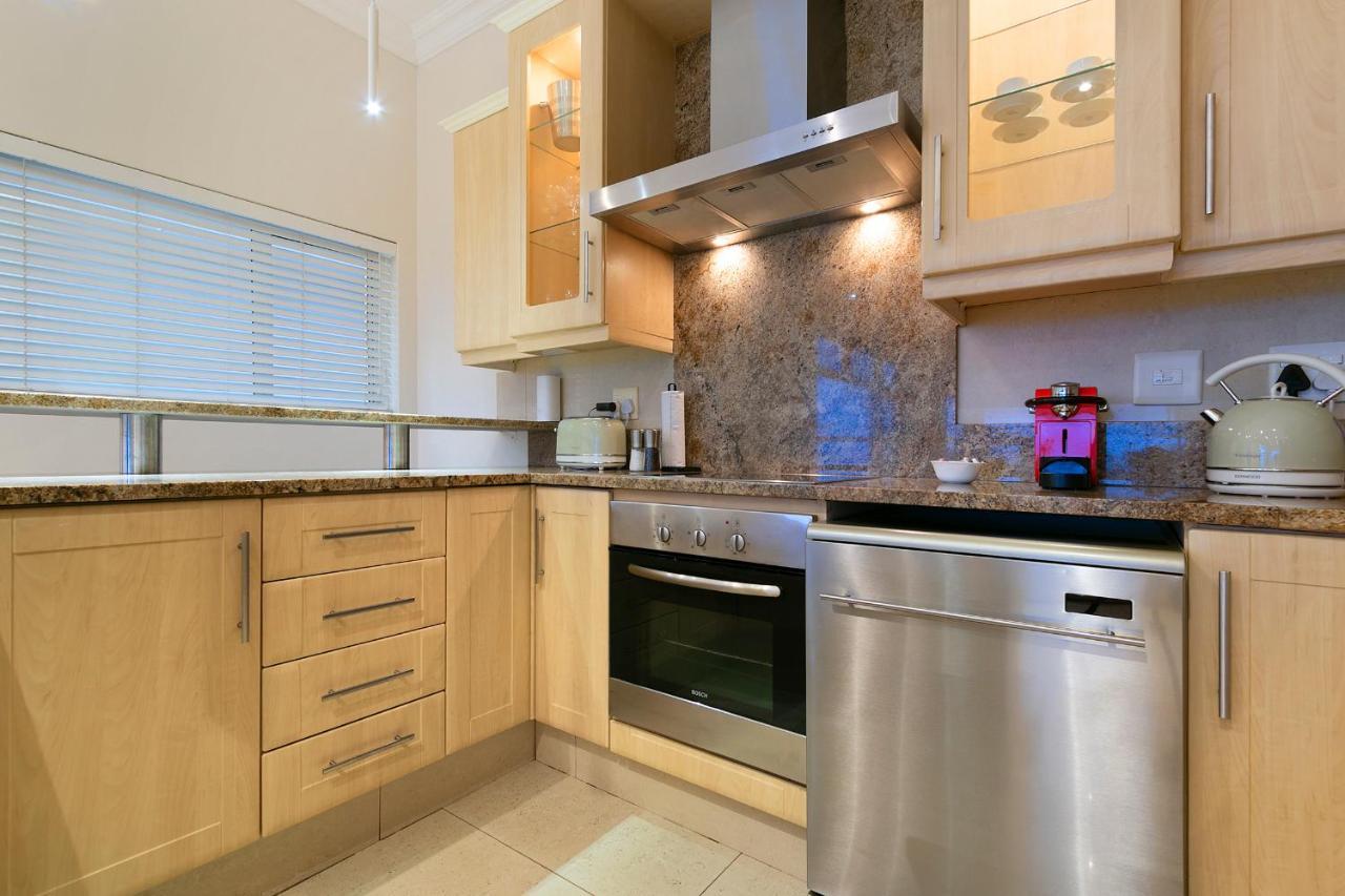 Luxury Serviced Mountain Villa In Constantia 开普敦 外观 照片