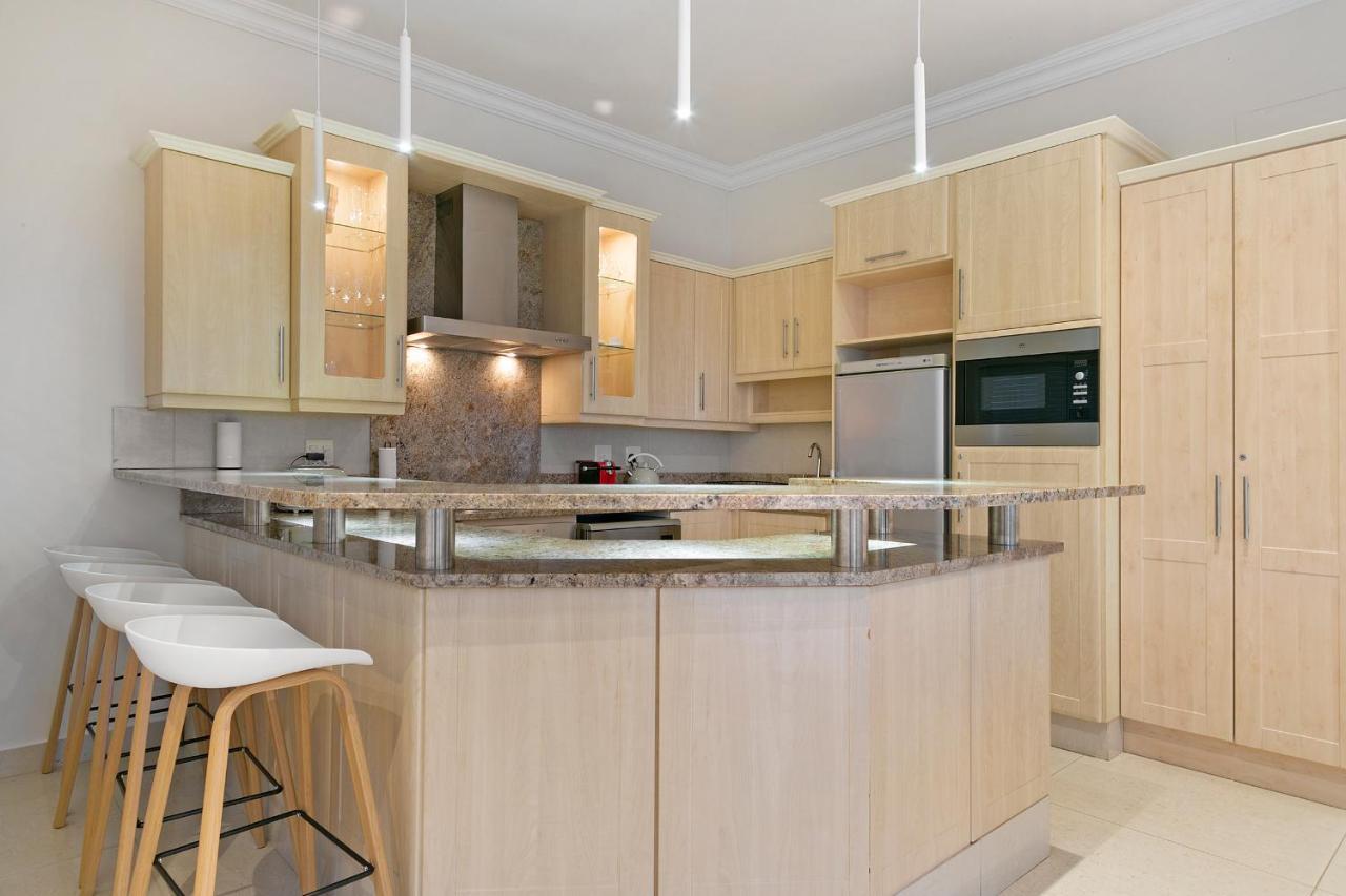 Luxury Serviced Mountain Villa In Constantia 开普敦 外观 照片